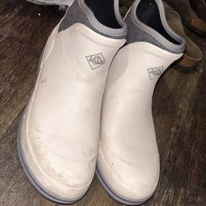 Muck boots